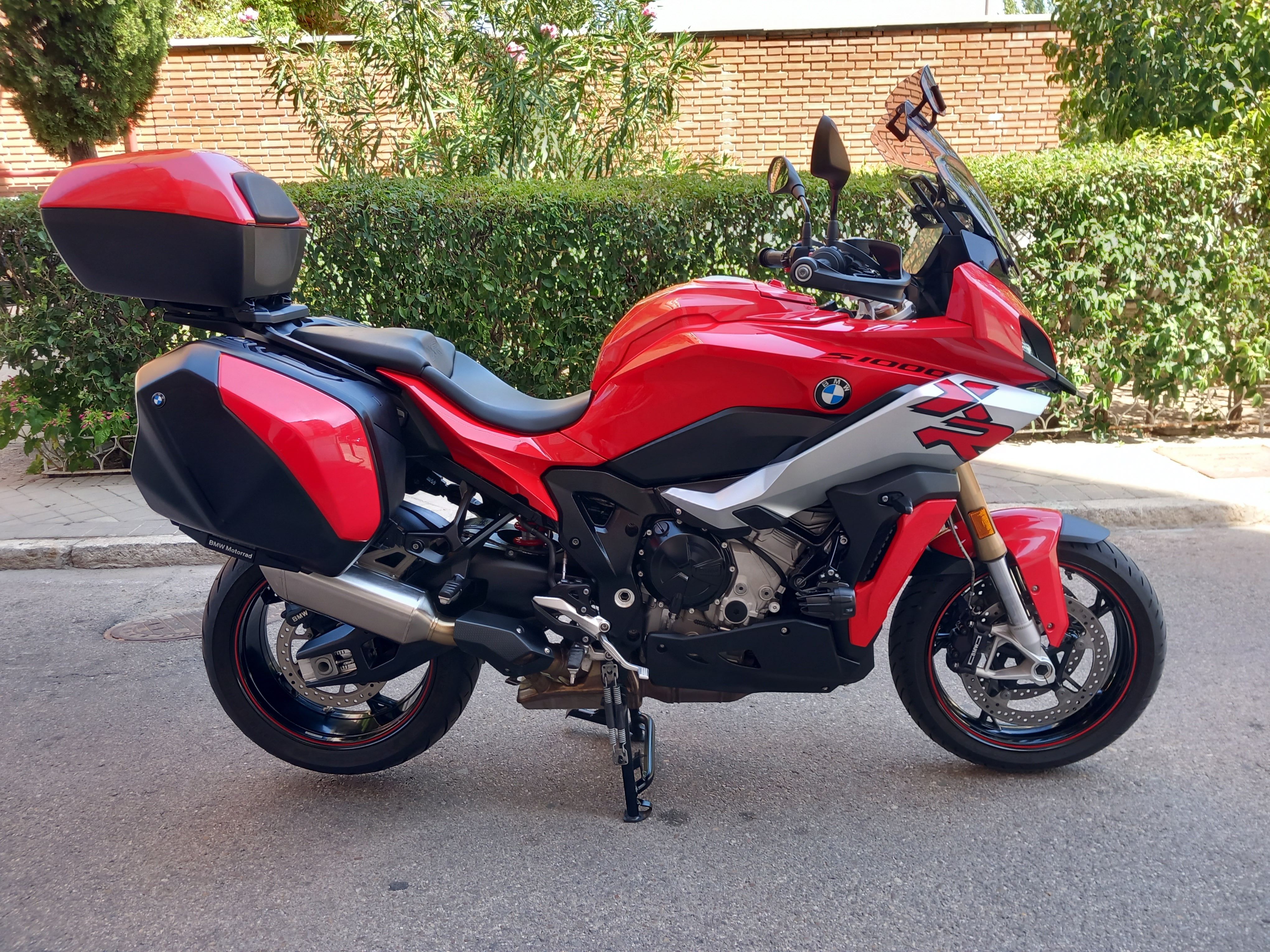 S 1000 XR